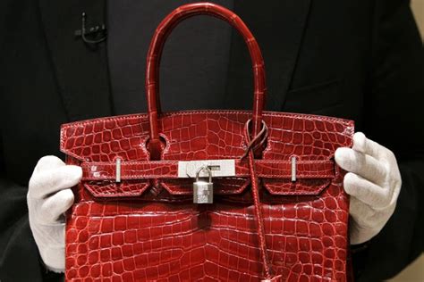 Hermès Customers Returning $20,000 Birkin Bags For Smelling .